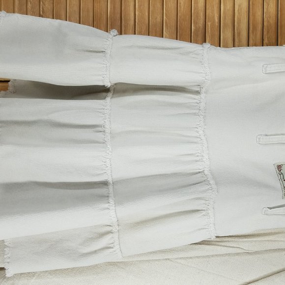 YMI Soft White Corduroy Frayed Hem Tiered Skirt Size 3 - Picture 7 of 9